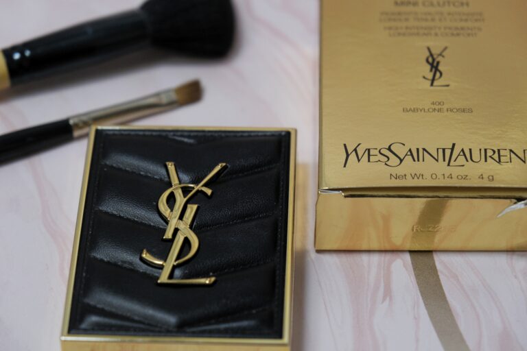 smink Yves Saint Lauren